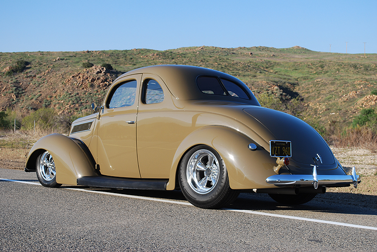 1937 Ford